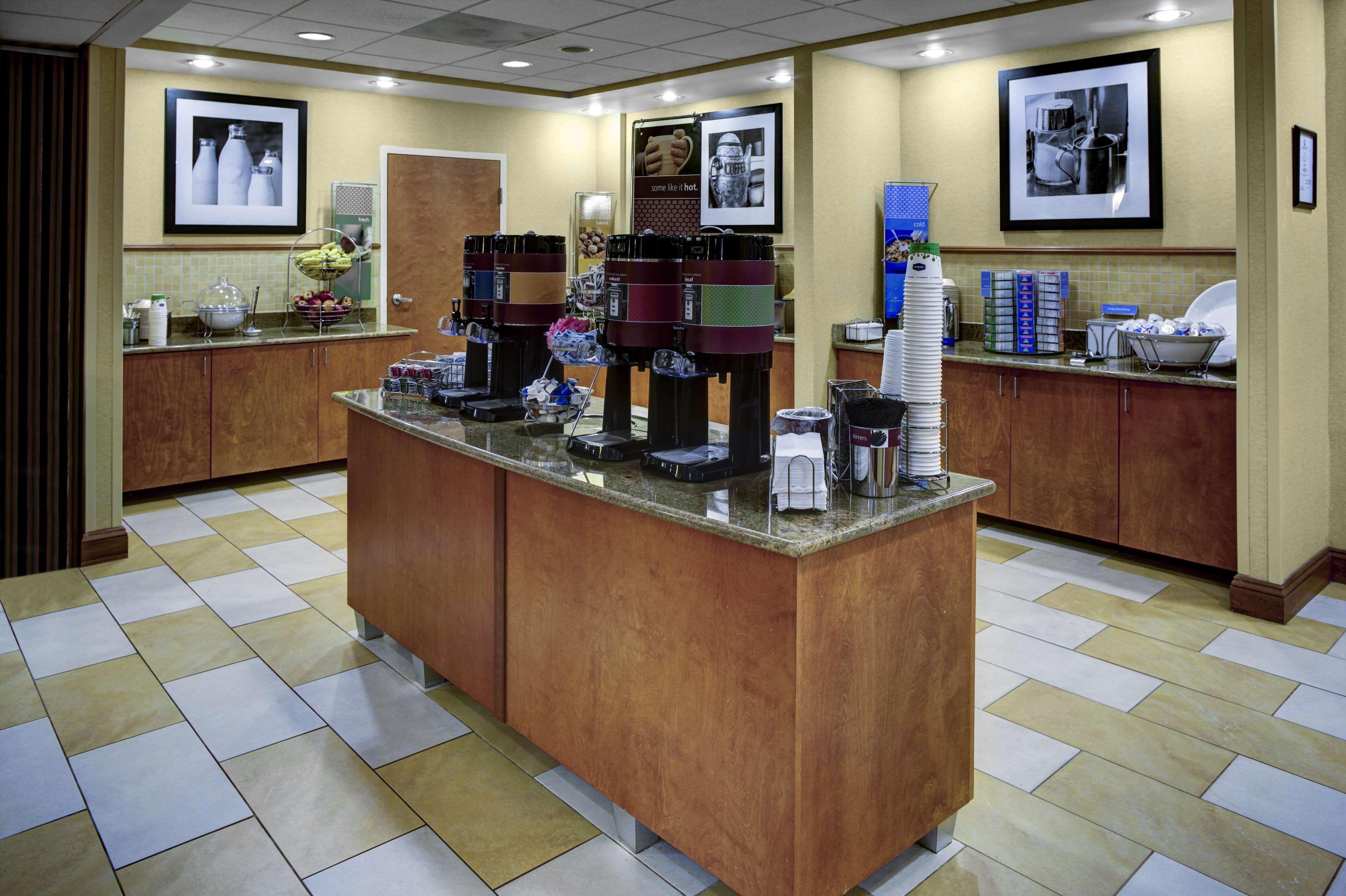 Hampton Inn Petersburg - Southpark Mall Colonial Heights Bagian luar foto